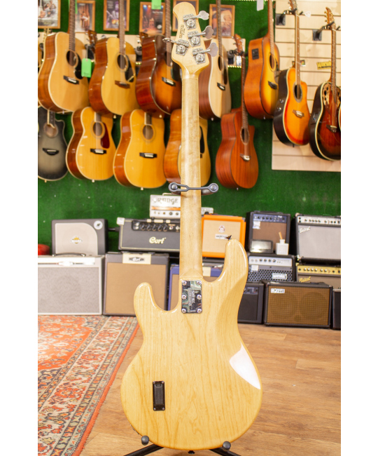 Бас-гитара Music Man StingRay 3 EQ H, США, 2000 г. купить с доставкой по России -  